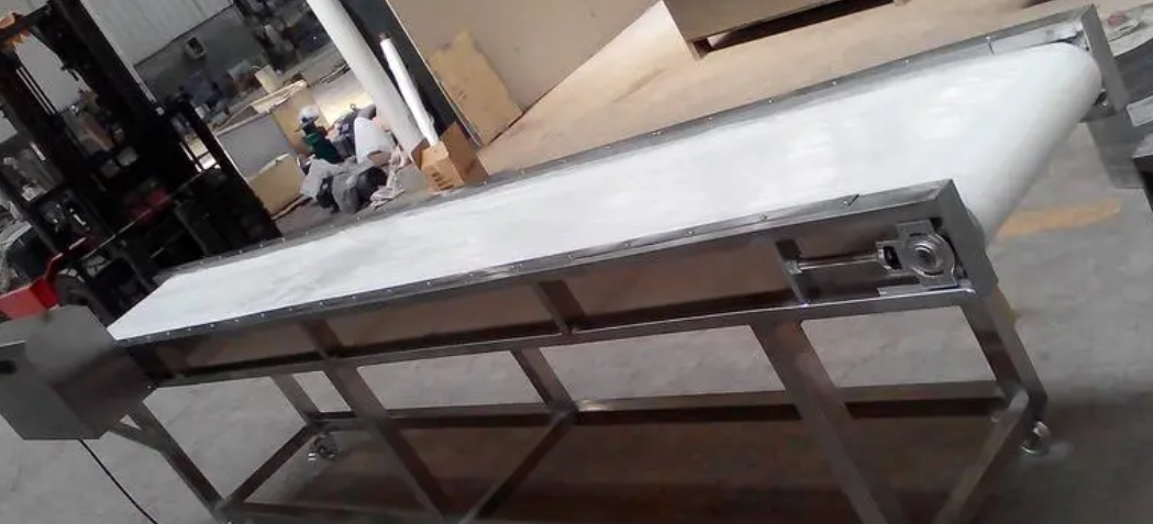 輸送帶出現(xiàn)跑偏怎么辦？